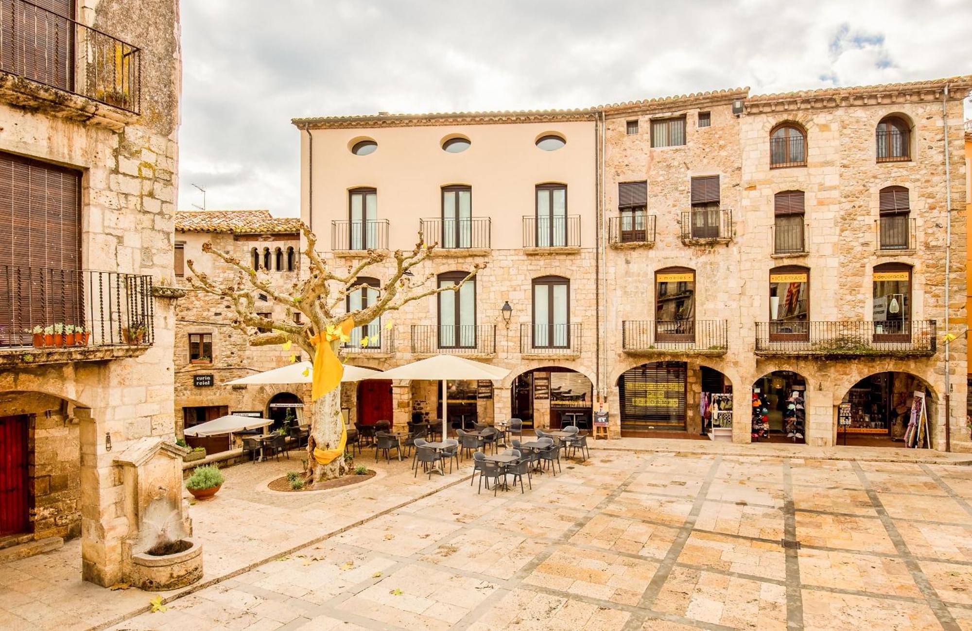 Can Cintet 1 Apartamento En La Plaza De Besalú Kültér fotó