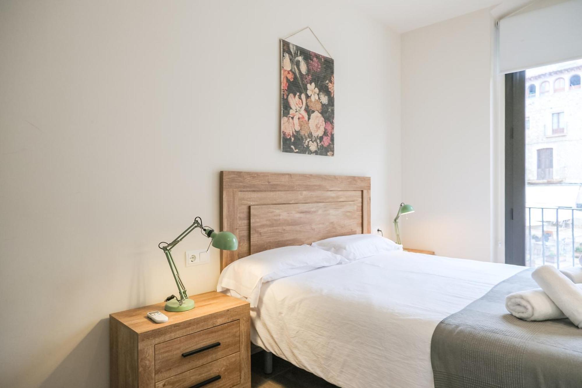 Can Cintet 1 Apartamento En La Plaza De Besalú Kültér fotó