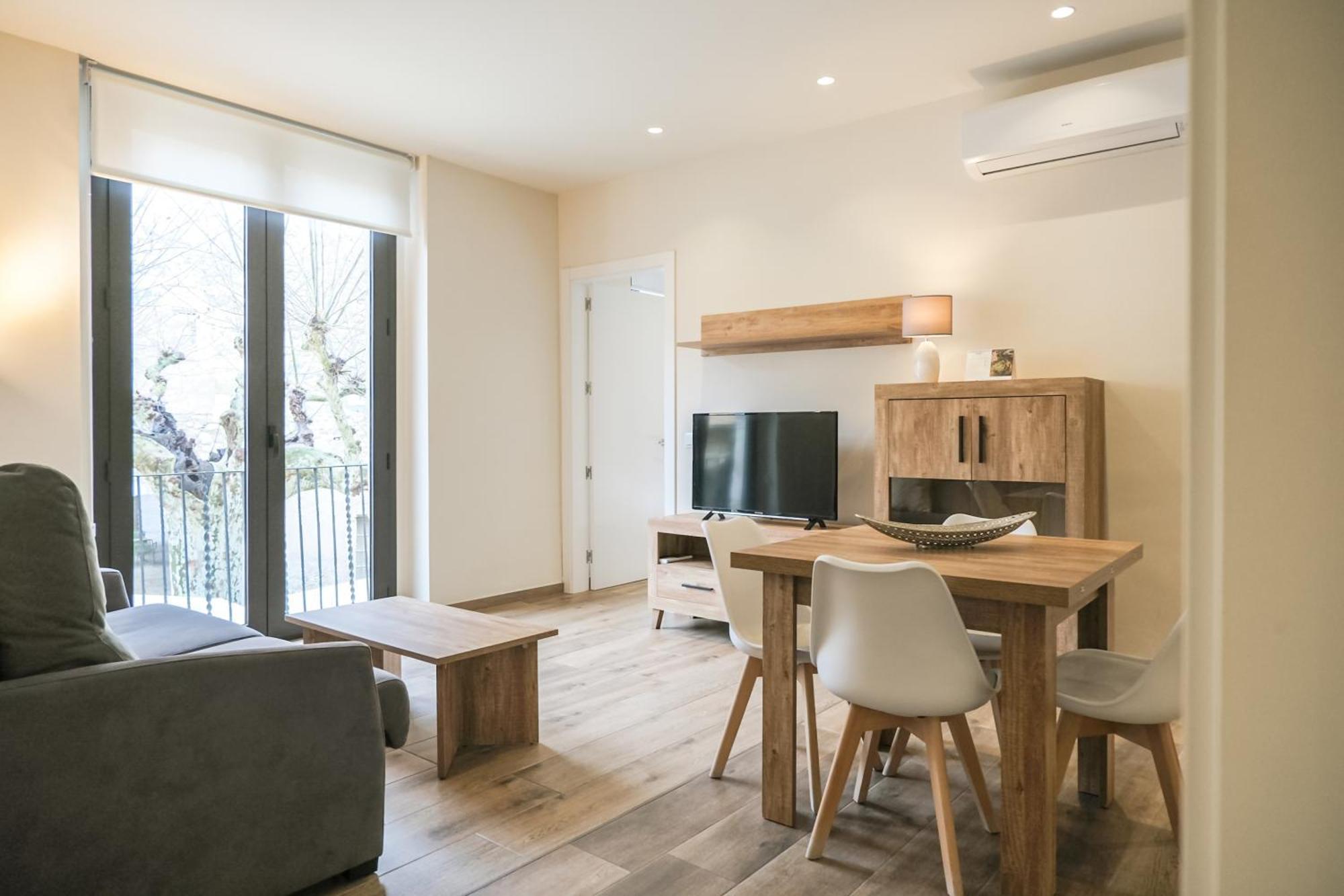 Can Cintet 1 Apartamento En La Plaza De Besalú Kültér fotó